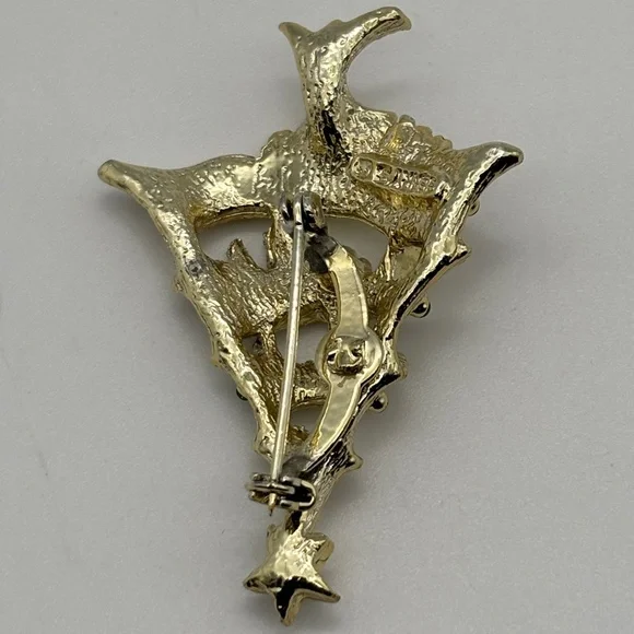 Vintage Gerry's Christmas Tree Pin, Gold Metal Green Red Decorations, Book Piece - Picture 14 of 15